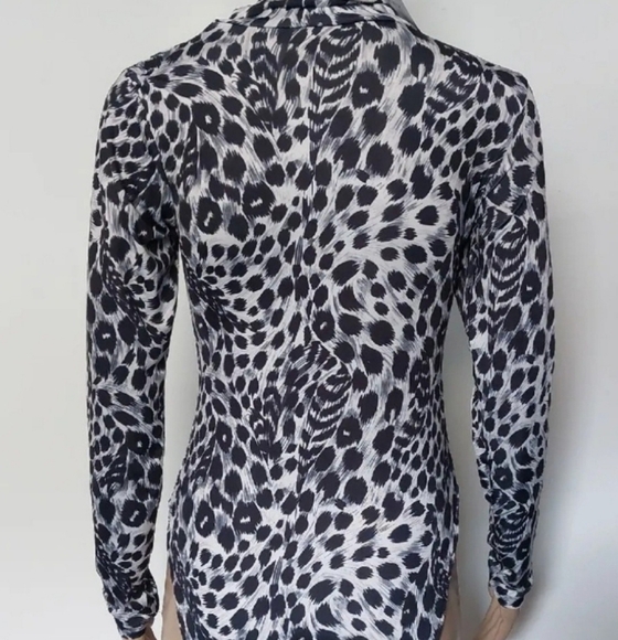 bodysuit top Leopard print women's Long Sleeve size M - Picture 2 of 8